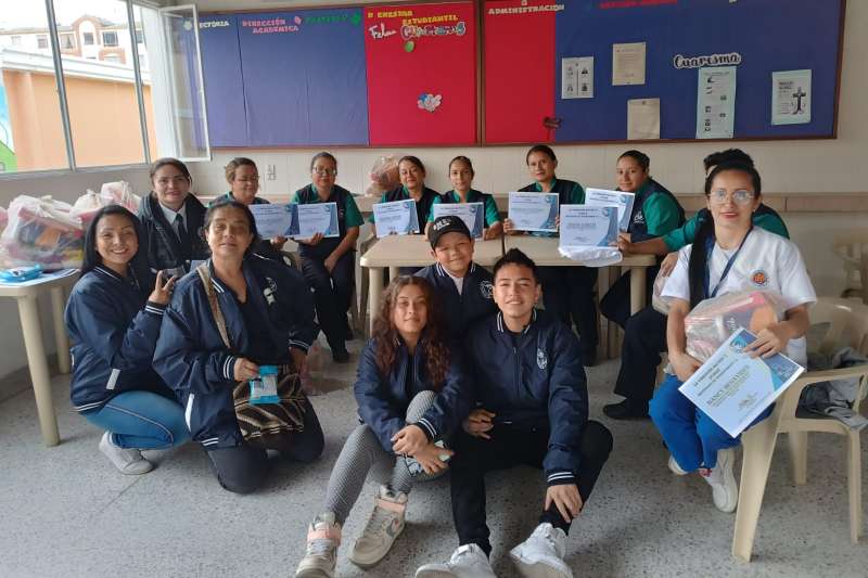 Reconocimiento especial para colaboradoras de la sede infantiles