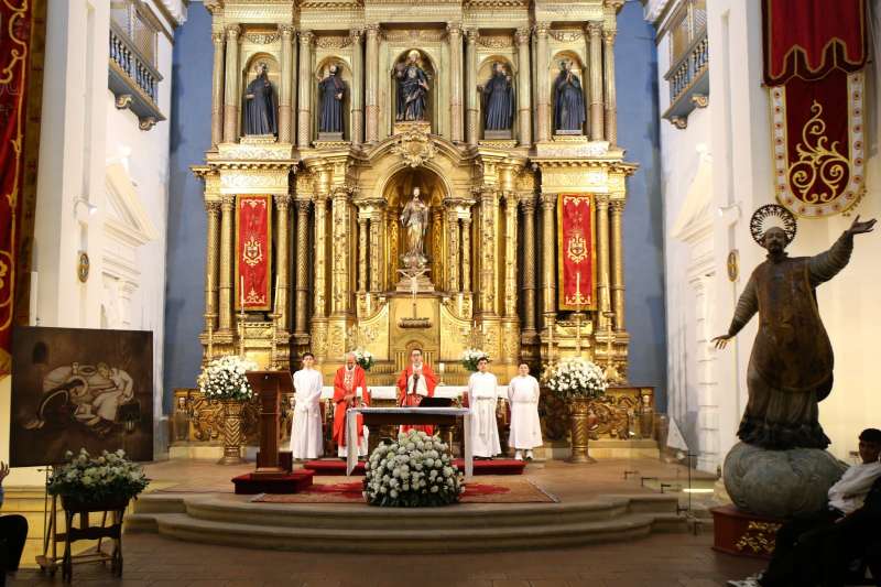 Eucaristía en Conmemoración de San Bartolomé Apóstol